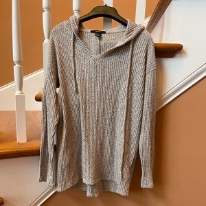 Forever 21 soft excellent condition Sz Sm hooded sweater lightweight pullover